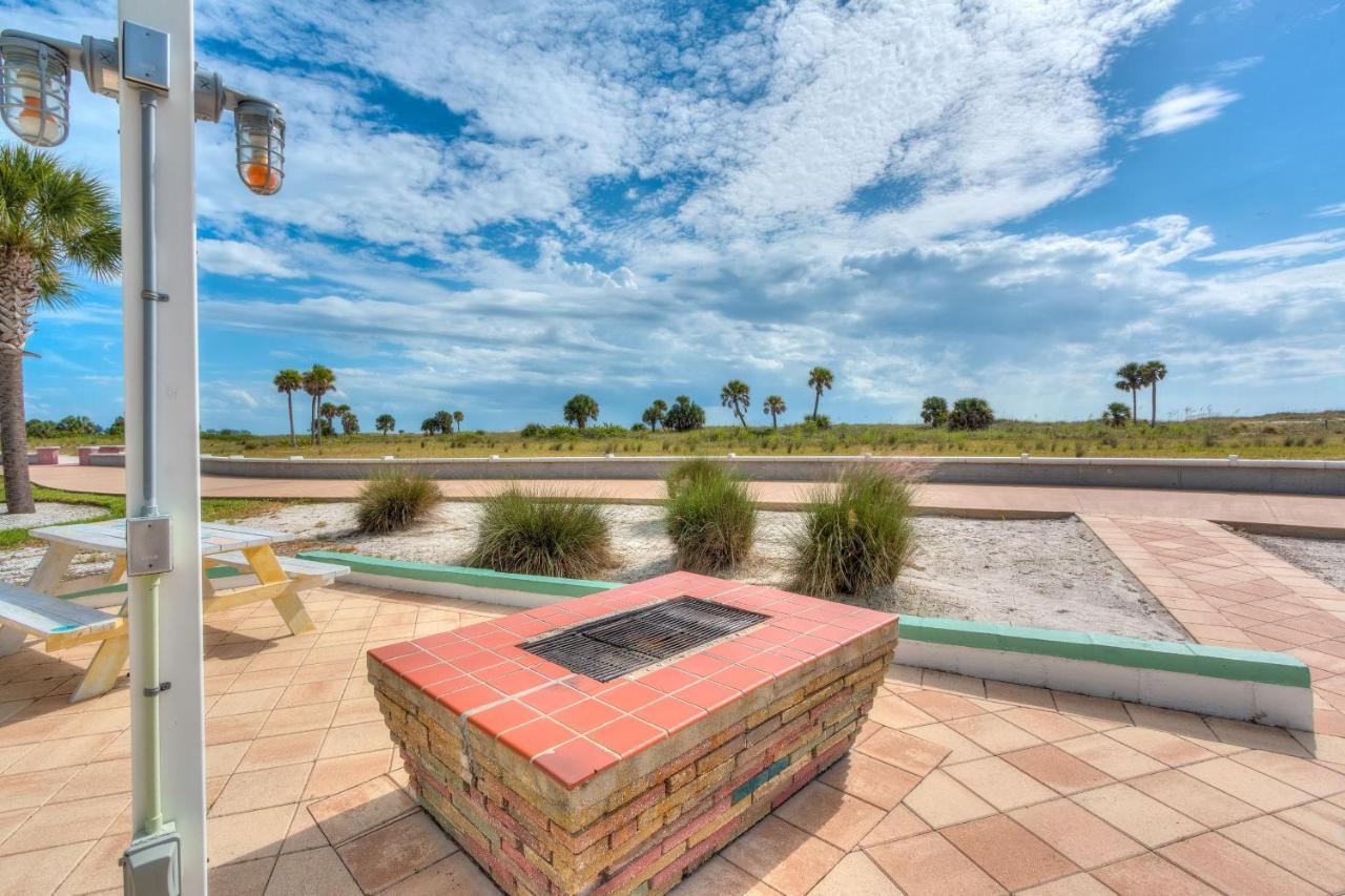Tropic Terrace #16 - Beachfront Rental Apts St. Pete Beach Esterno foto