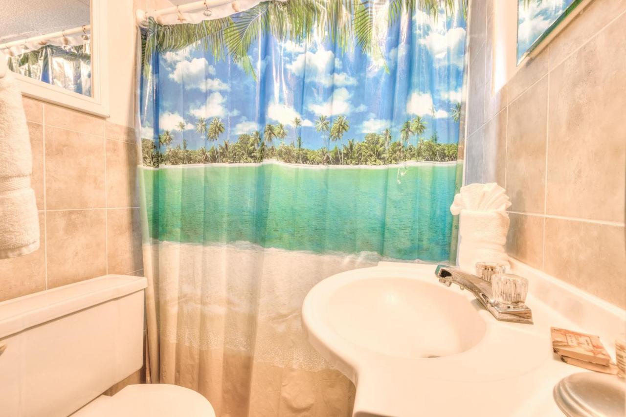 Tropic Terrace #16 - Beachfront Rental Apts St. Pete Beach Esterno foto
