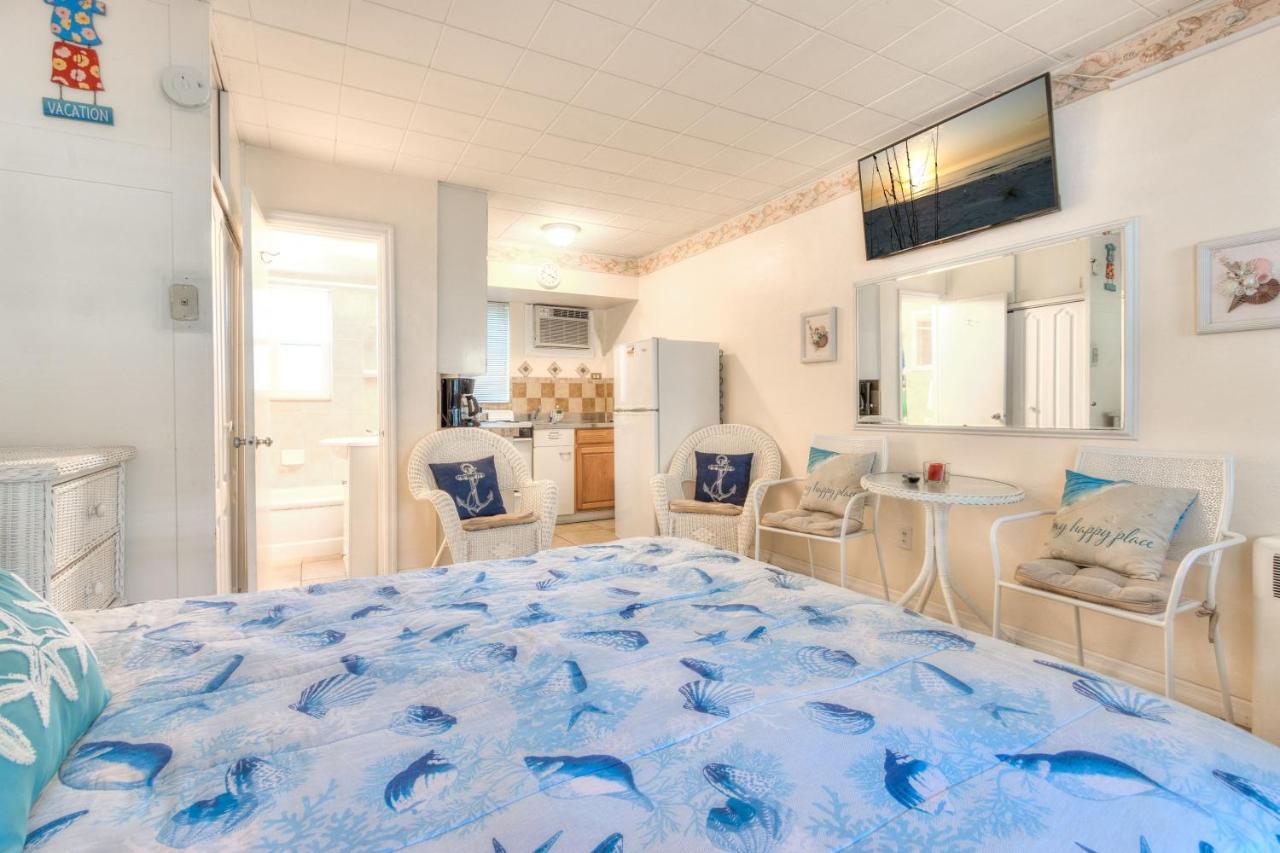 Tropic Terrace #16 - Beachfront Rental Apts St. Pete Beach Esterno foto