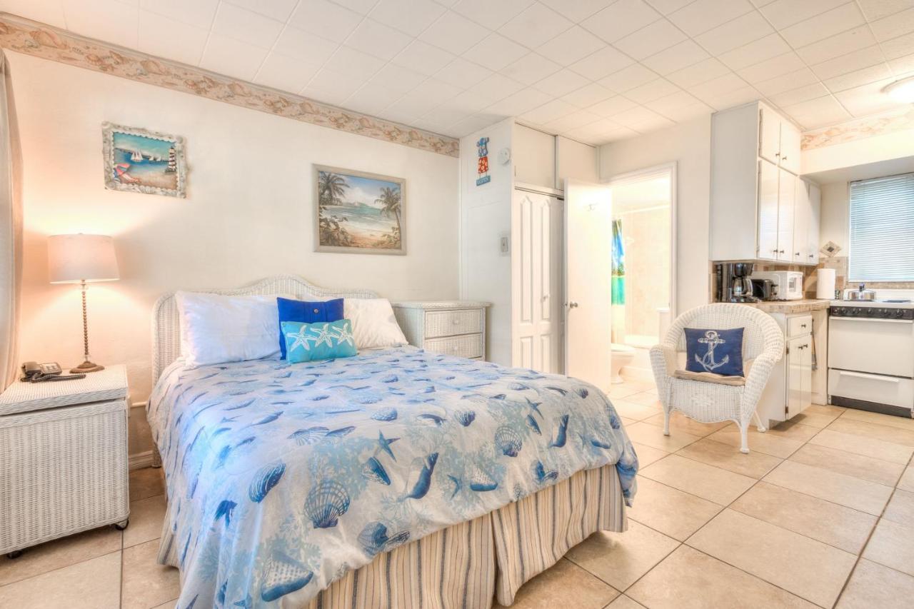 Tropic Terrace #16 - Beachfront Rental Apts St. Pete Beach Esterno foto